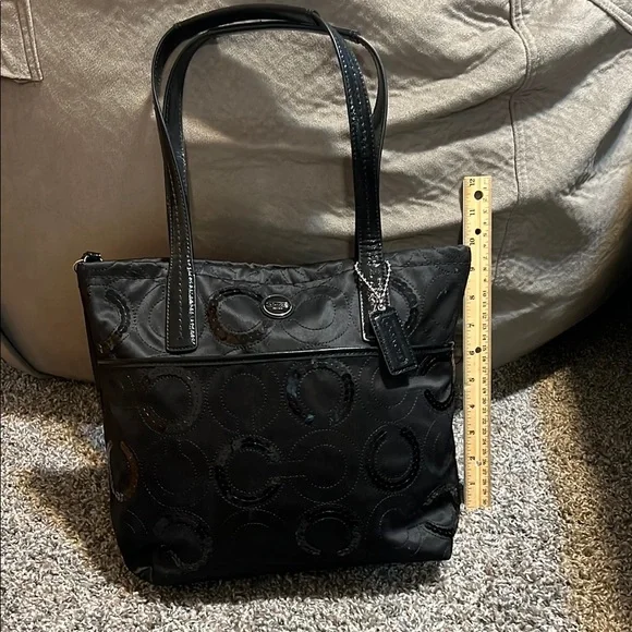 Coach Black Structured Tote Bag with Metallic Accents - Picture 2 of 12